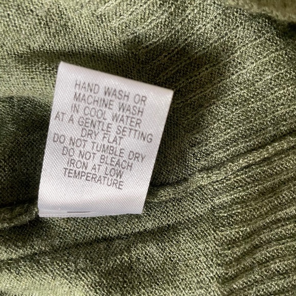 Soft fine knit short sleeve Retro Sweater - Picture 4 of 15